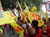 /album/comicio%20%20flavio%20dino%20pra%c3%a7a%20deodoro%28centro%29/sam-0987-jpg/